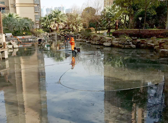 虎林景观池淤泥清理